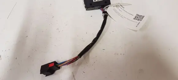 Jaguar S-Type Fuel tank opening switch 2R839B242