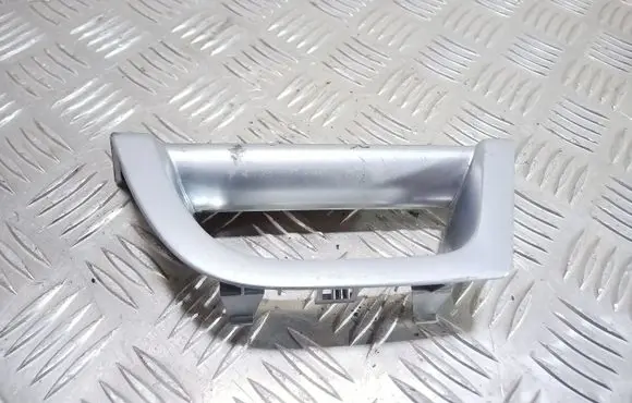Volvo XC90 Front door interior handle trim 8650070