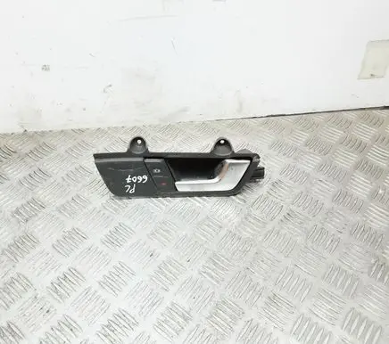 Audi A4 S4 B7 8E 8H Front door interior handle 8E2837020