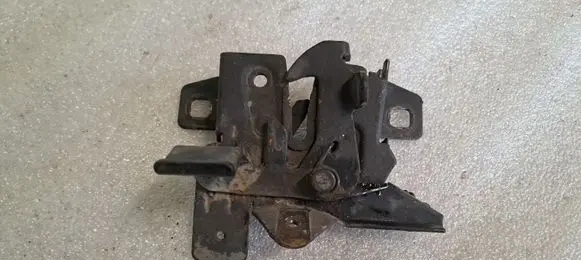 Ford Sierra Engine bonnet/hood lock/catch