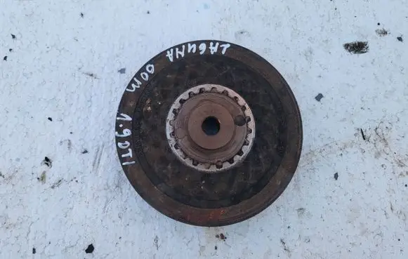 Renault Laguna I Crankshaft pulley 171024