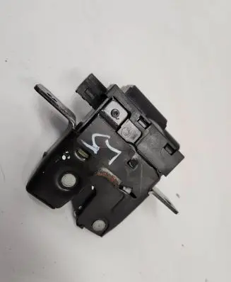 Renault Megane II Tailgate/trunk/boot lock/catch/latch 8200947699 080713