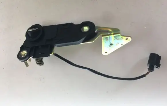 Volkswagen PASSAT B5.5 Tailgate exterior lock 3B9827297A