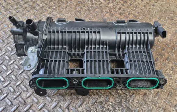 Ford Escape IV Intake manifold HX7G9424AA