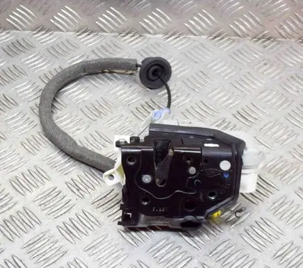 Audi Q3 8U Front door lock 8J2837016E