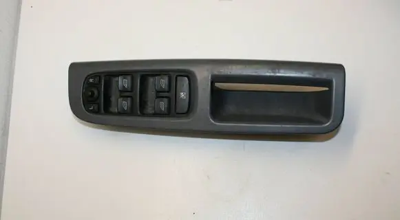 Volvo V50 Electric window control switch 8679473 30710787
