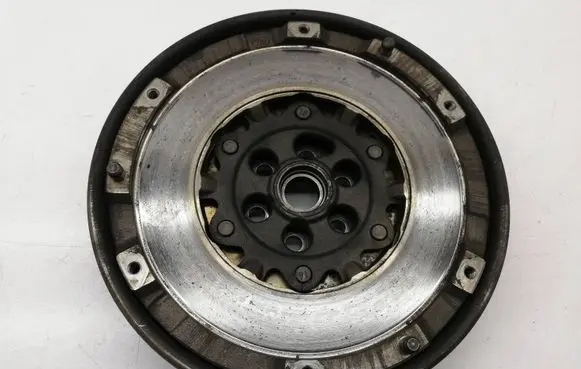 BMW 3 E90 E91 Dual mass flywheel 7594444