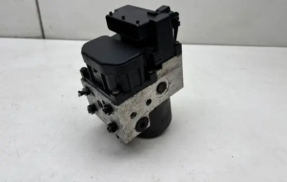 Audi A4 S4 B5 8D ABS Pump 8E0614111AB 0265216559 0273004281