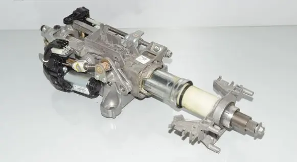 Steering wheel axle set