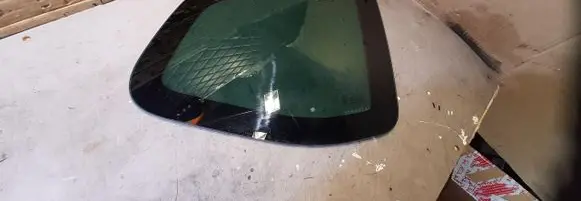 Dacia Duster Rear side window 2014R
