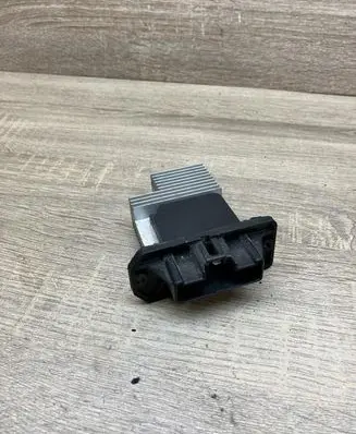 Toyota Avensis T220 Heater blower motor/fan resistor 4993002090