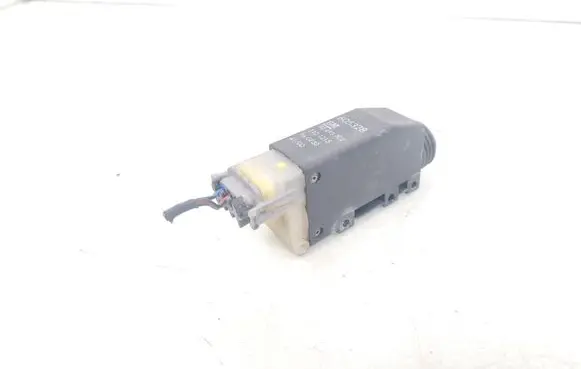 Opel Omega B1 Central locking motor 90493702 605328