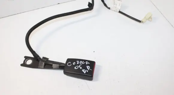 Toyota Corolla E120 E130 Front seatbelt buckle