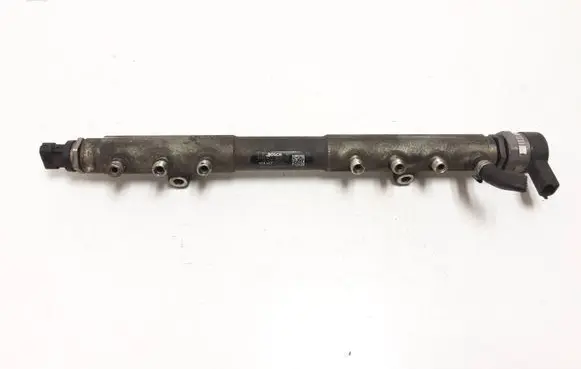 Volvo XC70 Fuel main line pipe 30757146 30750409