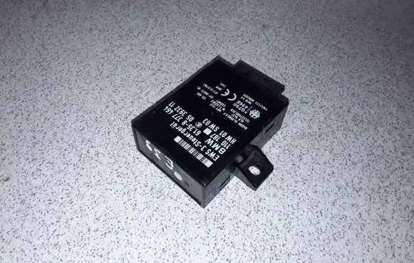 BMW 5 E39 Immobilizer control unit/module 61358377464 8377464