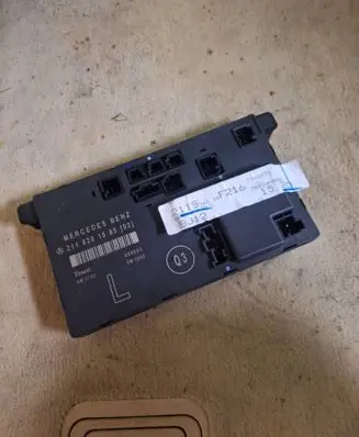 Mercedes-Benz E AMG W211 Door control unit/module 2118201585 355554