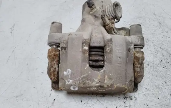 Mazda 3 I Rear brake caliper