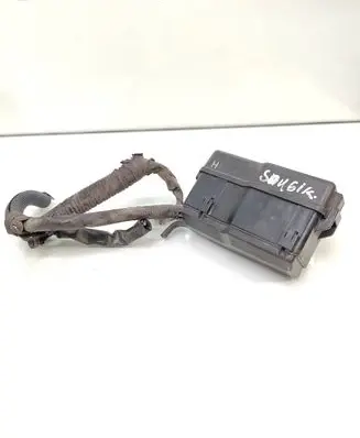 Toyota Avensis T250 Fuse module