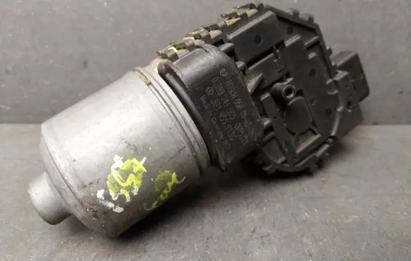 Volkswagen PASSAT B5.5 Wiper motor 3B1955113C
