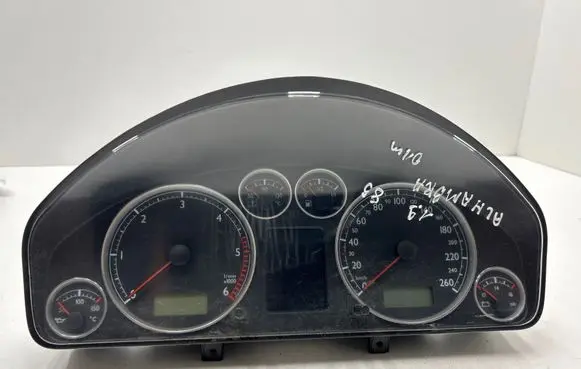 Speedometer (instrument cluster)