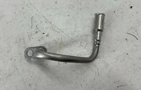 Ford Escape IV Coolant pipe/hose PV4E8A520AB