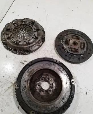Peugeot Partner Clutch set kit 9639780410 324038910