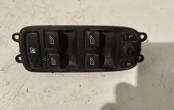 Volvo S40, V40 Electric window control switch 30658444 30658446 30658445