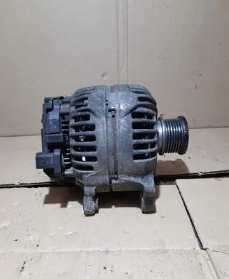 Audi A5 8T 8F Generator/alternator