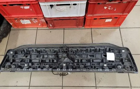 Citroen C4 I Tailgate trim