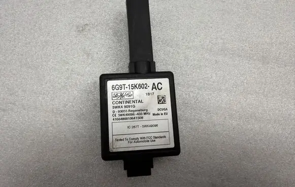 Jaguar XF X250 Aerial antenna amplifier 6G9T15K602AC 6G9T15K602