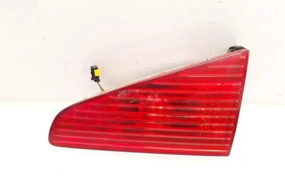 Peugeot 607 Tailgate rear/tail lights 2543D