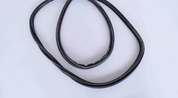 Volvo XC90 Rubber seal rear door 31457674