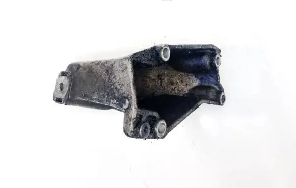 Audi A4 S4 B5 8D Engine mounting bracket 8d0199307l