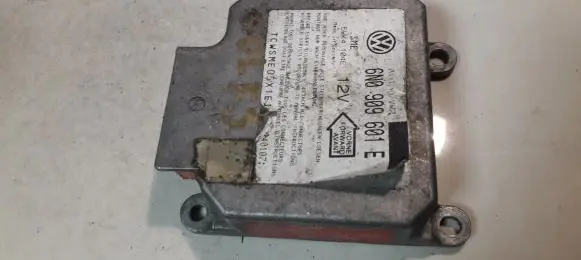 Volkswagen Golf III Airbag control unit/module 6N0909601E 5WK4104E