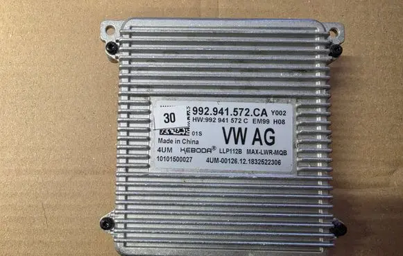 Volkswagen PASSAT B8 LED ballast control module 992941572CA