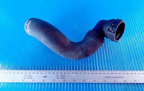 Opel Zafira A Engine coolant pipe/hose
