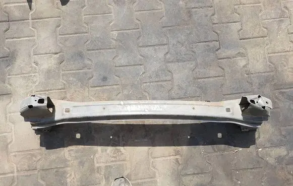 Honda CR-V Front bumper support beam 