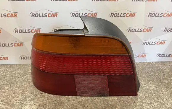 BMW 5 E39 Rear/tail lights 8358031