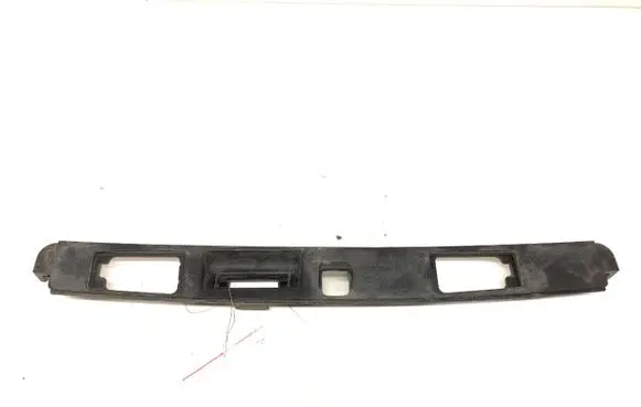 KIA Ceed Trunk door license plate light bar 
