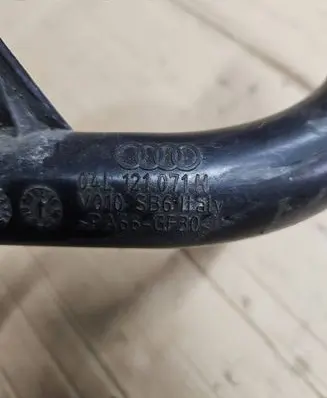 Audi A4 S4 B8 8K Coolant pipe/hose 04L121071H 4g0122101ae