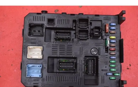 Peugeot 307 Fuse box set 9660997180