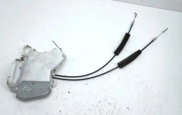 Honda CR-V Front door lock 72151SWAE1