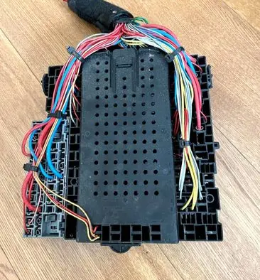 Volvo S80 Fuse module 9401802