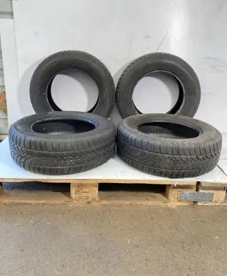 Toyota Avensis T220 R15 winter tire 