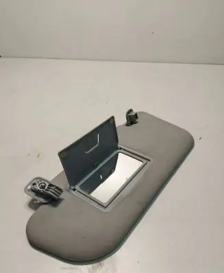 Mazda 3 I Sun visor 