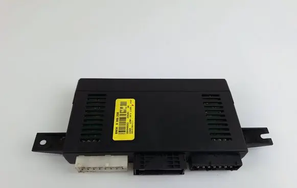 BMW 7 E38 Light module LCM 8386208