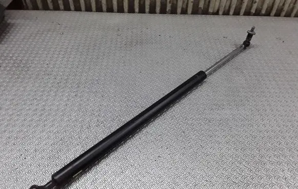 Mitsubishi Grandis Tailgate/trunk strut/damper