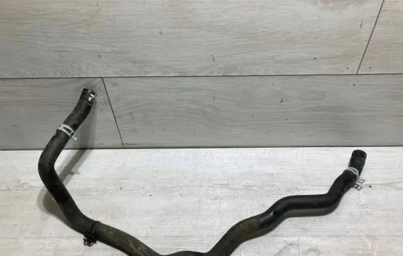 Dacia Sandero III Engine coolant pipe/hose 217414472R