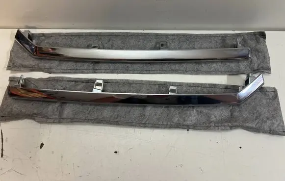 Suzuki Vitara (LY) Front bumper splitter molding 7177286R 7177186R 7179286R