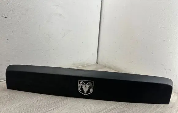 Dodge Nitro Number plate light